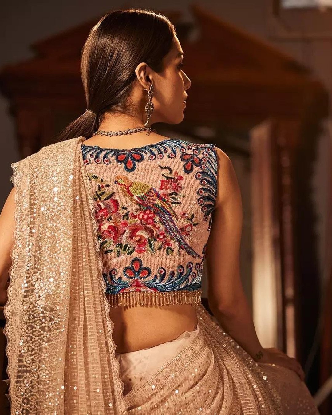Do you wear a sleeveless blouse after marriage?
